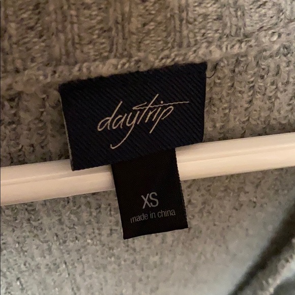 Cardigan - Picture 2 of 3